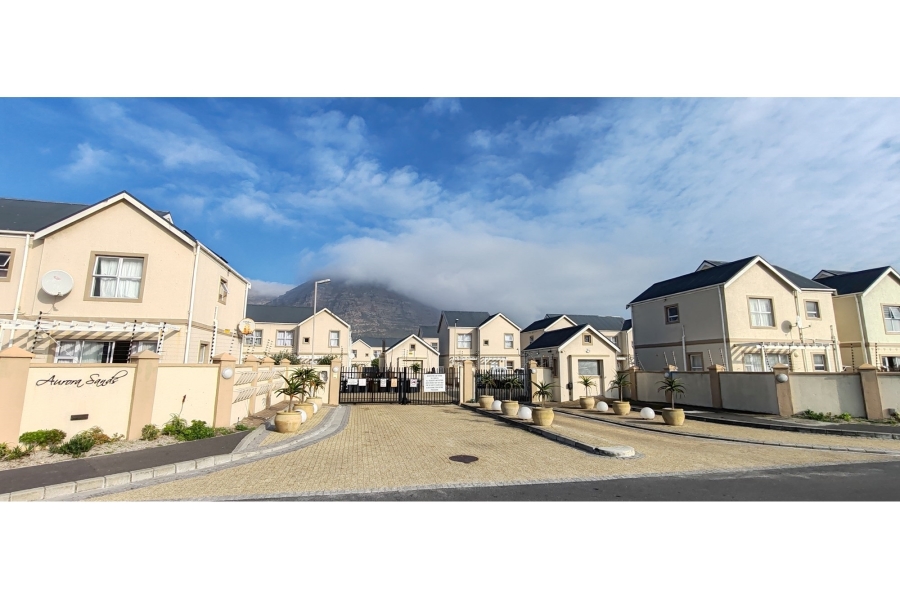 2 Bedroom Property for Sale in Costa Da Gama Western Cape